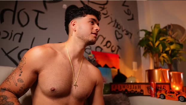 noha_miler gay Webcam SHOW @ Chaturbate 27-10-2025