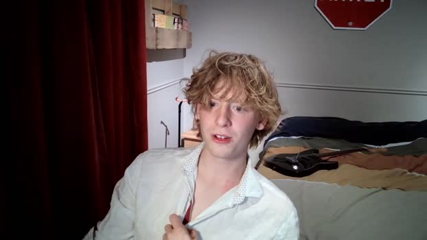 gayblondboy fuckme Webcam SHOW @ Chaturbate 28-10-2025