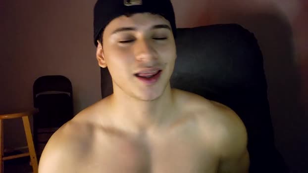 lilhotnando spank Webcam SHOW @ Chaturbate 28-10-2025