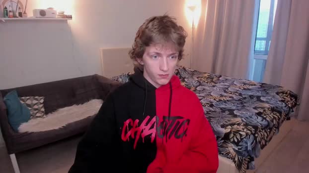 vince__dice big Webcam SHOW @ Chaturbate 28-10-2025