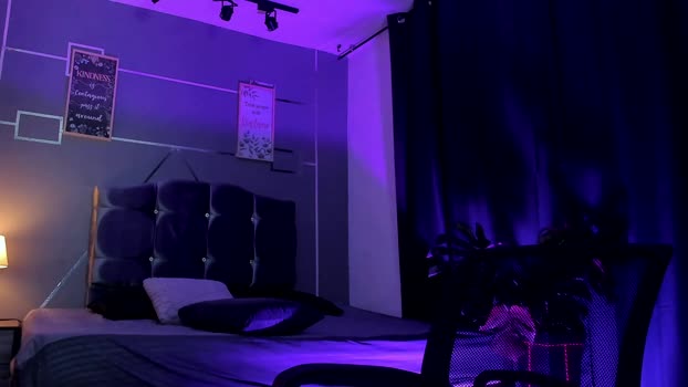 chrristopher77 bigcock Webcam SHOW @ Chaturbate 28-10-2025