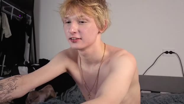 kessy_white toy Webcam SHOW @ Chaturbate 29-10-2025