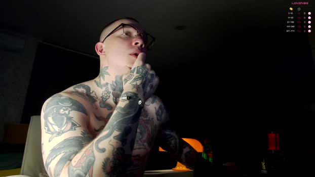 tom__ice big Webcam SHOW @ Chaturbate 29-10-2025