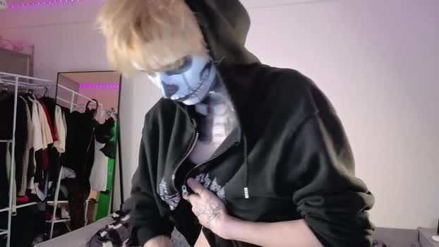 kessy_white bigload Webcam SHOW @ Chaturbate 01-11-2025