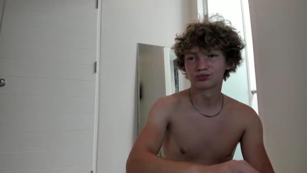 leo_wildd Video Webcam SHOW @ Chaturbate 01-11-2025