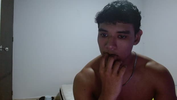 alfred_cantillo striptease Webcam SHOW @ Chaturbate 02-11-2025