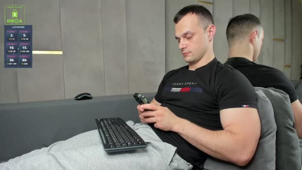brandonnorriss bigtoys Webcam SHOW @ Chaturbate 02-11-2025