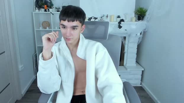yamitwink natural Webcam SHOW @ Chaturbate 02-11-2025