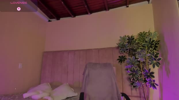 mia_mtnz02 bigdick Webcam SHOW @ Chaturbate 03-11-2025