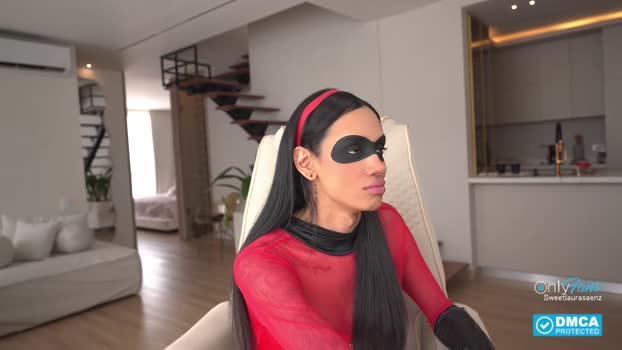 sweetlaurasaenz kissing Webcam SHOW @ Chaturbate 02-11-2025