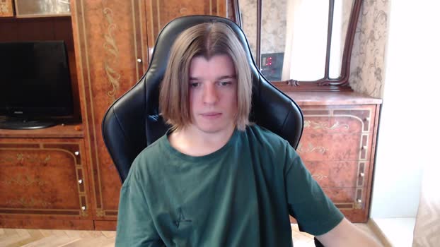 maxplay18 Recorded Webcam SHOW @ Chaturbate 04-11-2025