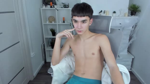 yamitwink orgasm Webcam SHOW @ Chaturbate 04-11-2025