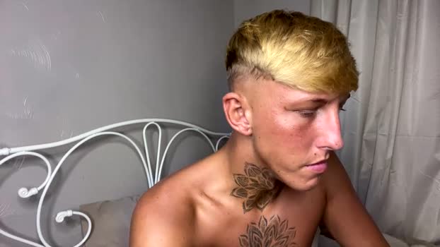 yorkshirelad208 cute Webcam SHOW @ Chaturbate 04-11-2025