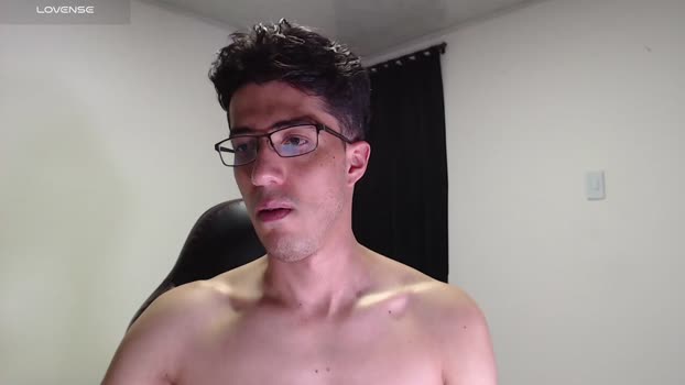 alexander_dimitri play Webcam SHOW @ Chaturbate 05-11-2025