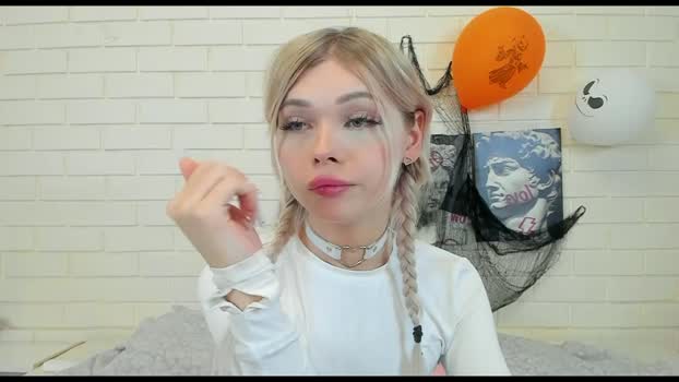 blondy_fina jackoff Webcam SHOW @ Chaturbate 05-11-2025