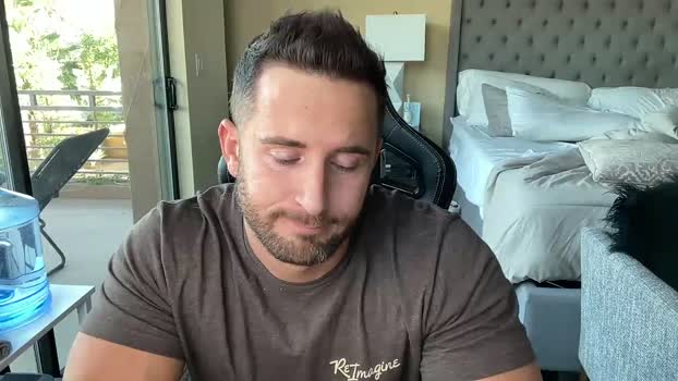 brettmycles bicurious Webcam SHOW @ Chaturbate 04-11-2025