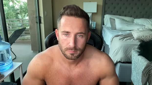 brettmycles blowjob Webcam SHOW @ Chaturbate 05-11-2025