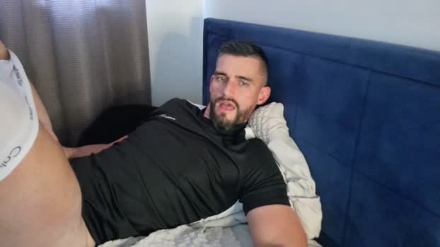 dannyk1990 fingering Webcam SHOW @ Chaturbate 05-11-2025