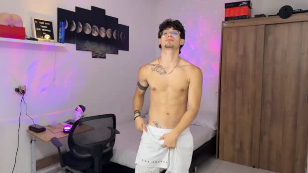 kisan_smith naked Webcam SHOW @ Chaturbate 05-11-2025