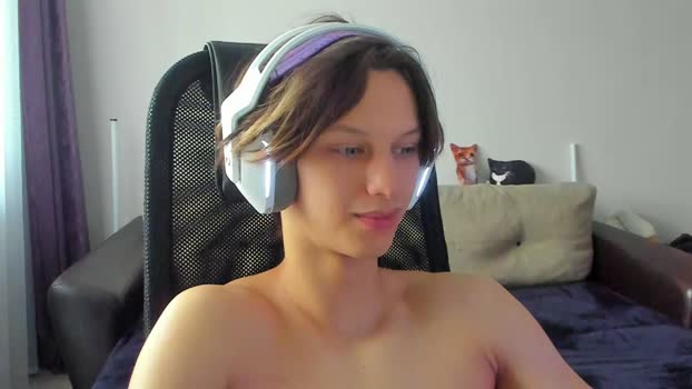ostin_meoww bigdick Webcam SHOW @ Chaturbate 05-11-2025