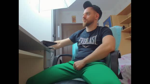 ryanstone_ playtime Webcam SHOW @ Chaturbate 05-11-2025