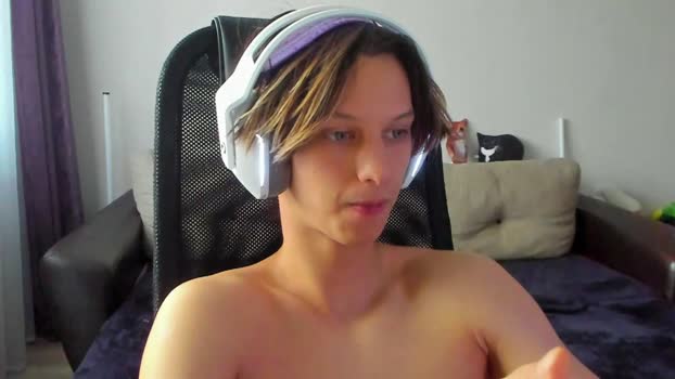ostin_meoww play Webcam SHOW @ Chaturbate 06-11-2025