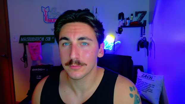 zach_rhyder bigtoys Webcam SHOW @ Chaturbate 07-11-2025
