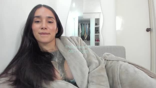 petitealejats Cam Webcam SHOW @ Chaturbate 08-11-2025