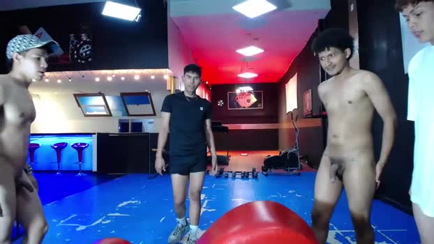 extrangers striptease Webcam SHOW @ Chaturbate 09-11-2025
