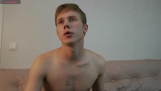 twelveeek suckshow Webcam SHOW @ Chaturbate 10-11-2025