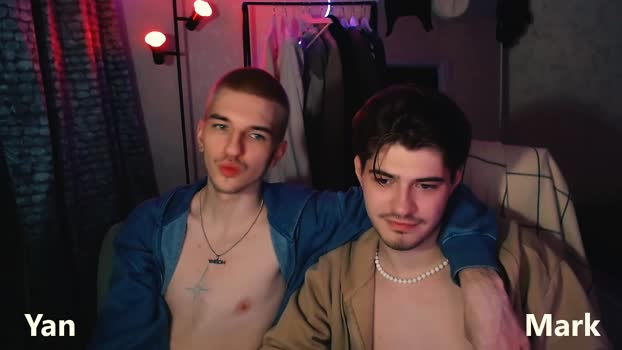 mark_sun kissing Webcam SHOW @ Chaturbate 10-11-2025