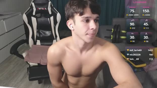 james_friends playtime Webcam SHOW @ Chaturbate 12-11-2025