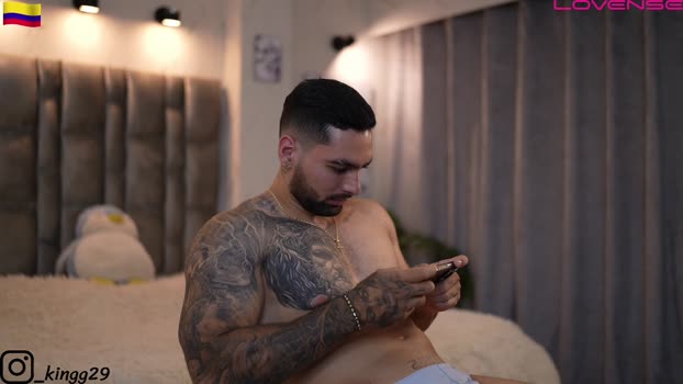 john_king29 sexyfeet Webcam SHOW @ Chaturbate 12-11-2025