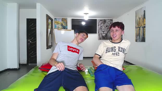 icevermilk bicurious Webcam SHOW @ Chaturbate 13-11-2025