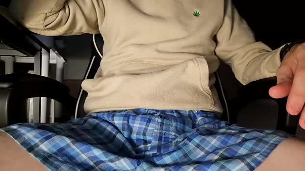 bigwhited2115 striptease Webcam SHOW @ Chaturbate 15-11-2025