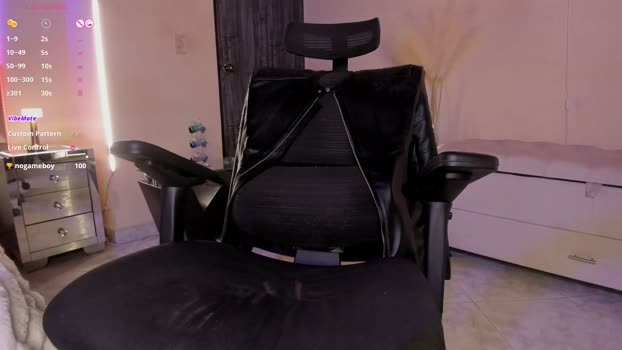 jesscollen Cam Webcam SHOW @ Chaturbate 15-11-2025