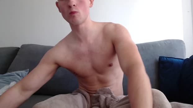 jamesalvero kiss Webcam SHOW @ Chaturbate 17-11-2025