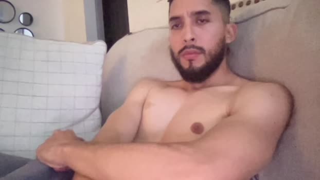 papicubano_guapo23cm gay Webcam SHOW @ Chaturbate 17-11-2025