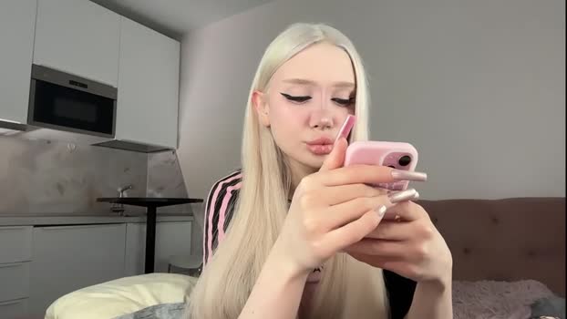siliconepornstar fuckhard Webcam SHOW @ Chaturbate 17-11-2025
