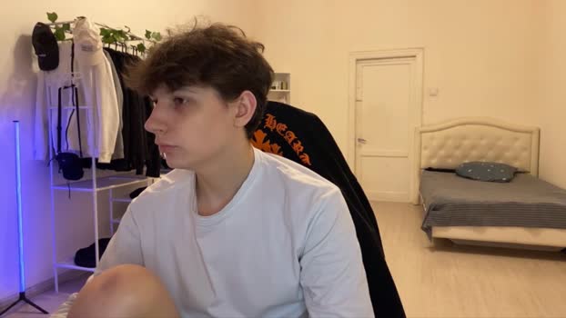 thomas617826 gay Webcam SHOW @ Chaturbate 17-11-2025
