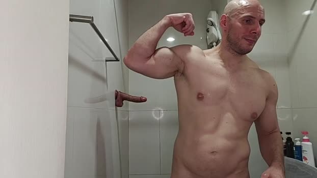 baldyboyy kiss Webcam SHOW @ Chaturbate 19-11-2025
