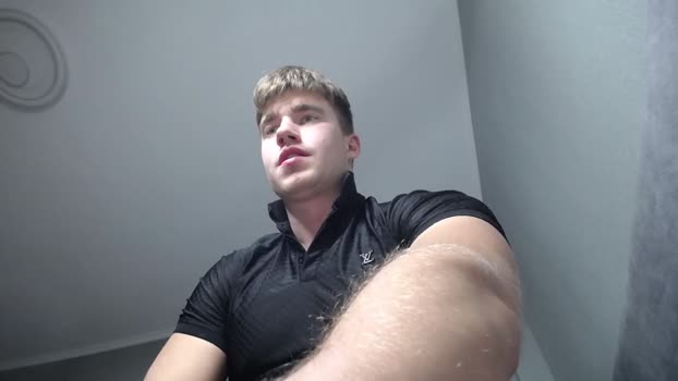 megamaxxxl squirt Webcam SHOW @ Chaturbate 18-11-2025