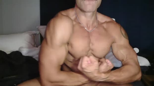 hungdong9 sexymale Webcam SHOW @ Chaturbate 20-11-2025