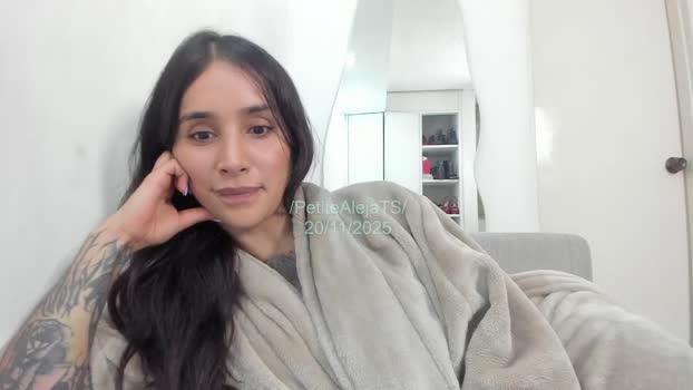 petitealejats beauty Webcam SHOW @ Chaturbate 20-11-2025