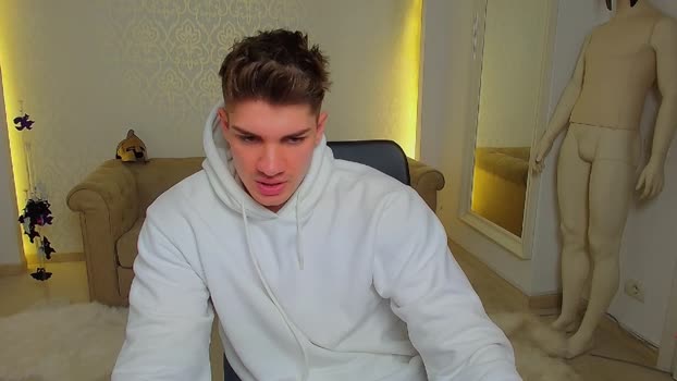 maxkaiden striptease Webcam SHOW @ Chaturbate 23-11-2025