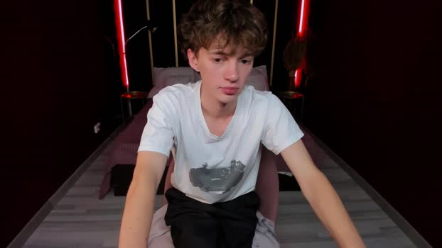 luke_sweet spanking Webcam SHOW @ Chaturbate 24-11-2025