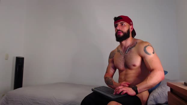 max_xl_ kissing Webcam SHOW @ Chaturbate 25-11-2025