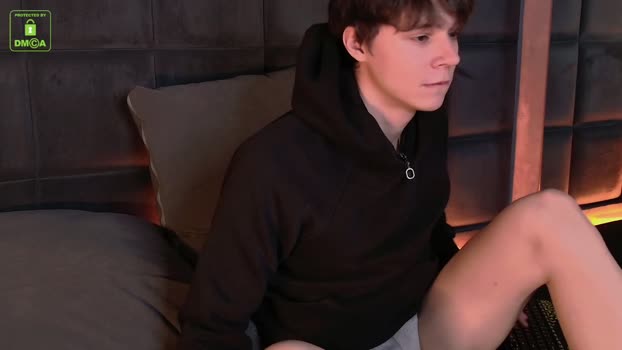 hugebangins_ lush Webcam SHOW @ Chaturbate 26-11-2025