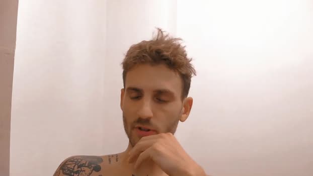 naughtynortherners show Webcam SHOW @ Chaturbate 26-11-2025