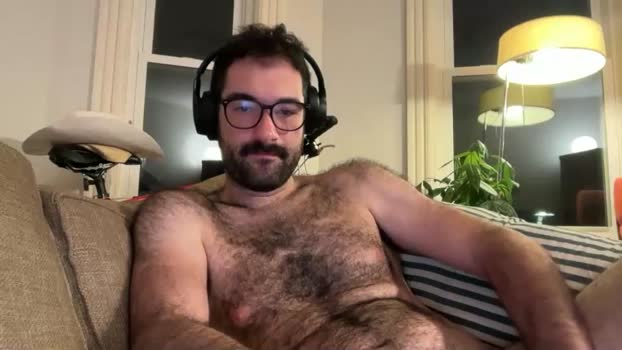 tallnhairydude